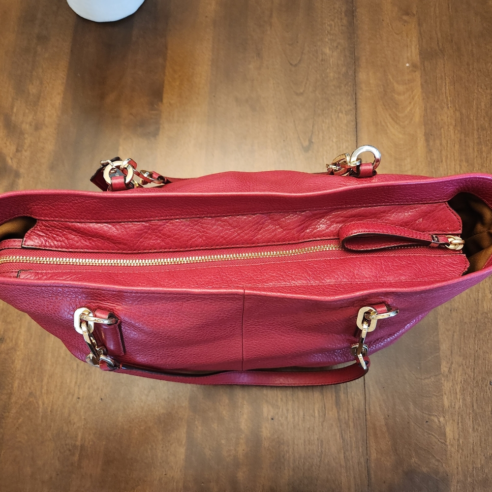 Coach Pebbled Leather Tote in Berry Pink/Dark Red with Gold Hardware - Picture 10 of 12